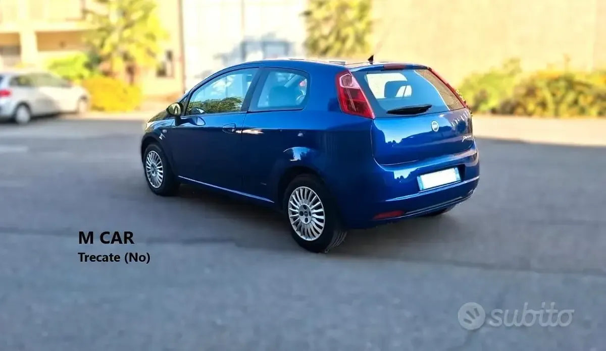 Usata Fiat Grande Punto Dynamic 77 CV (56 kW) 2007 Blu Utilitaria