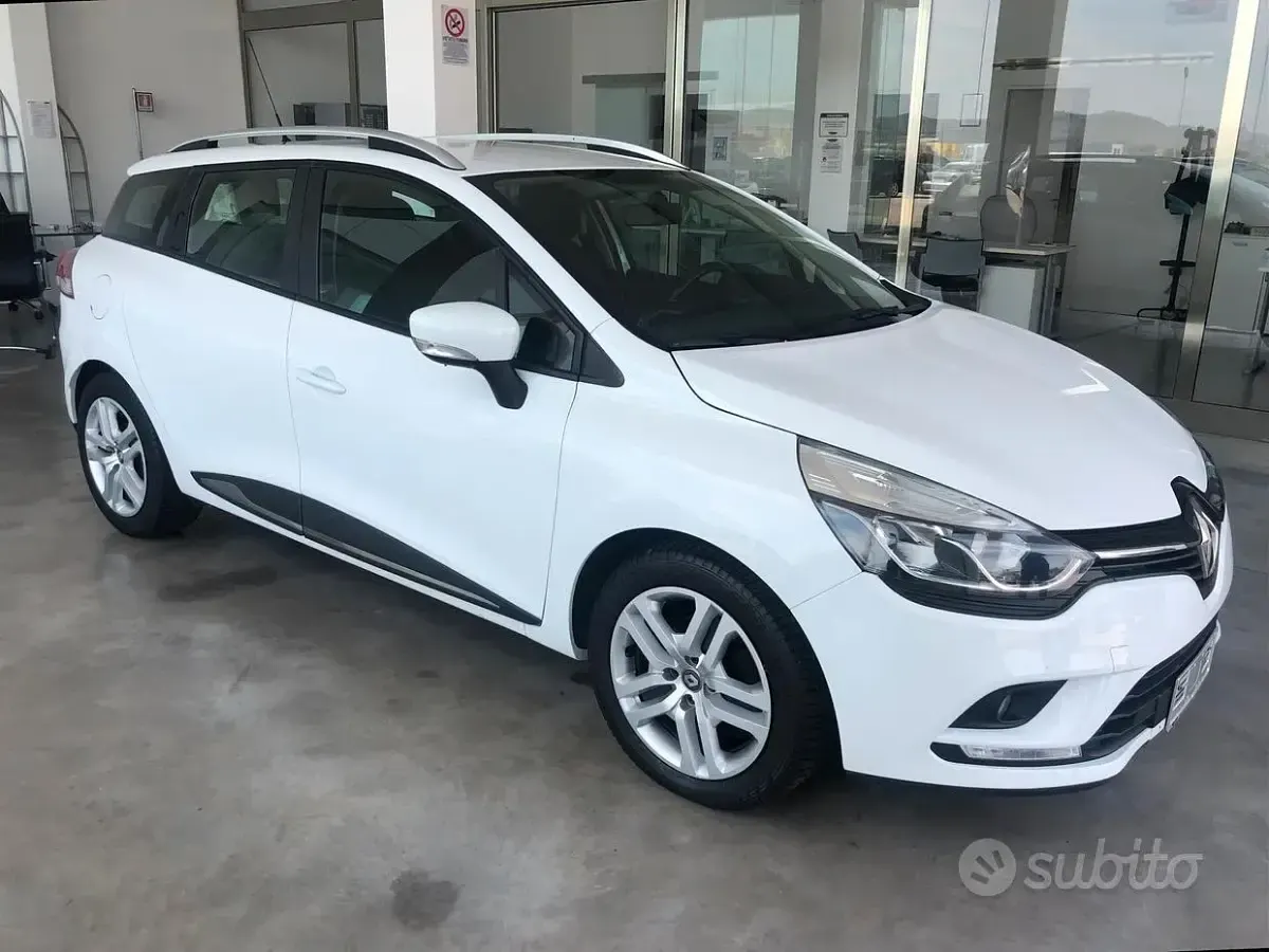 Usata Renault Clio Zen 90 CV (66 kW) 2016 Bianco Station wagon