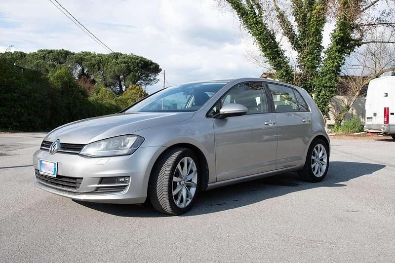 Usata VW Golf VII Highline 105 CV (77 kW) 2014 Argento Berlina