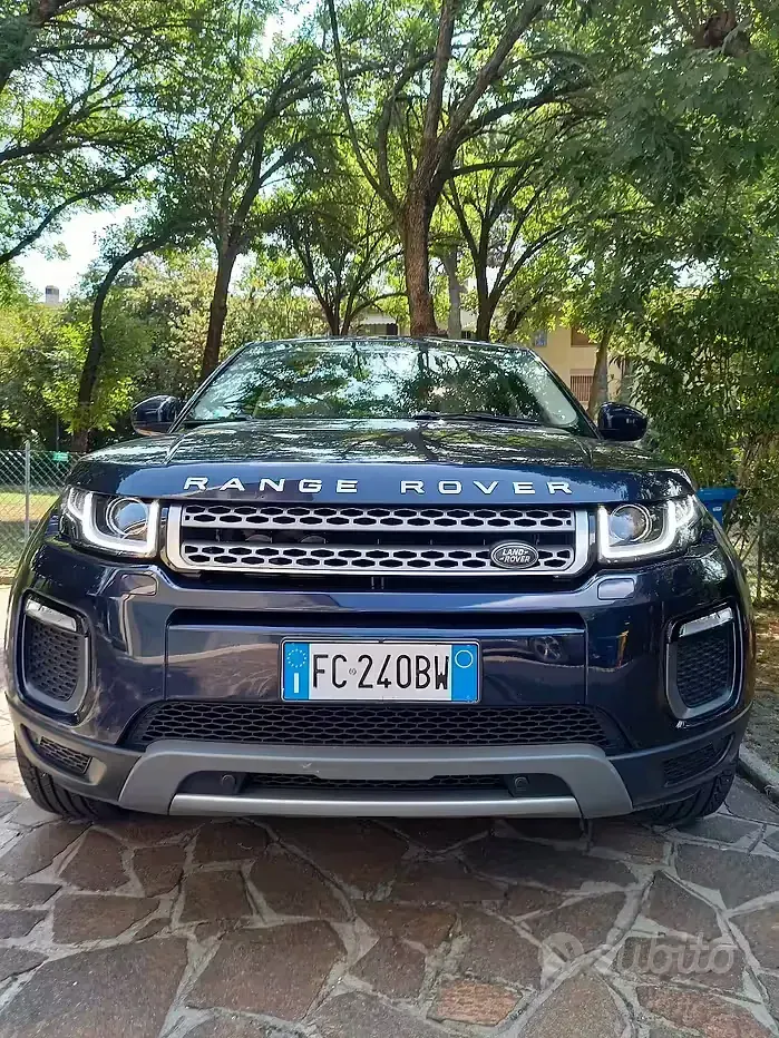 Usata Land Rover Range Rover 150 CV (110 kW) 2016 Bluazzurro SUV