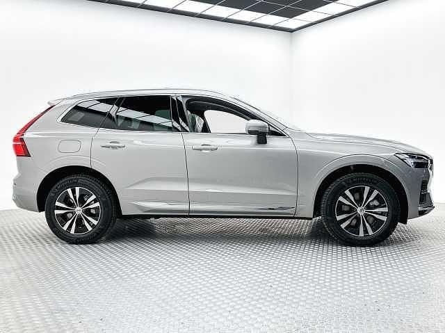 Usata Volvo XC60 Core 257 CV (189 kW) 2024 Argento SUV