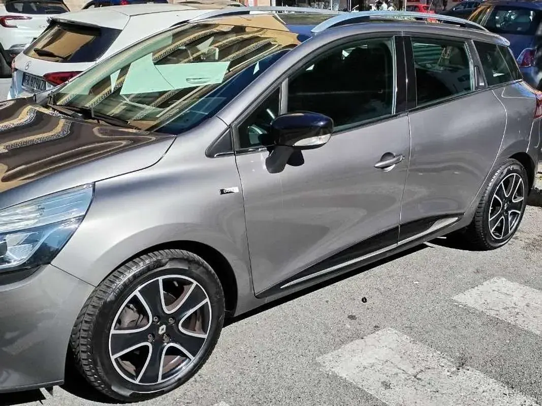 Usata Renault Clio 75 CV (55 kW) 2016 Grigio Station wagon