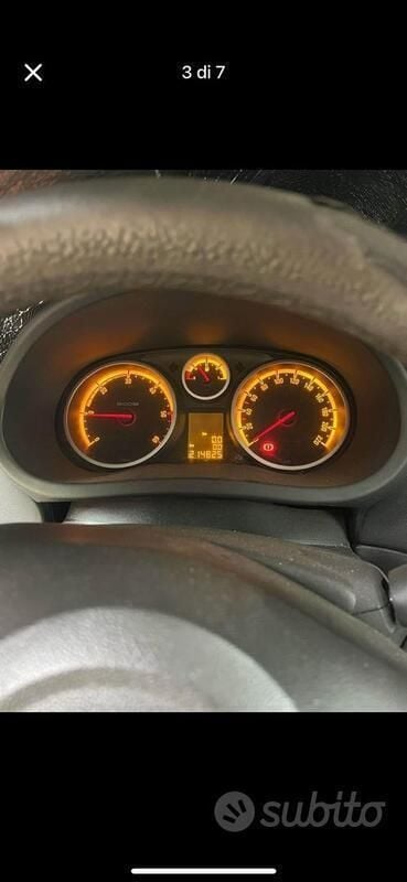 Usata Opel Corsa 75 CV (55 kW) 2008 Utilitaria