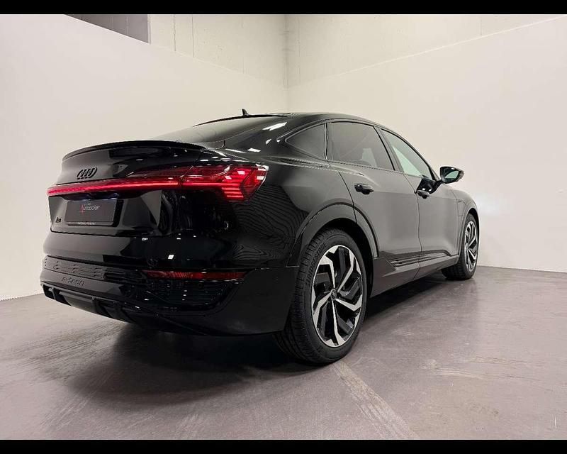 Usata Audi Q8 Sportback e-tron S-Line 158 kW (215 CV) 2024 Nero SUV