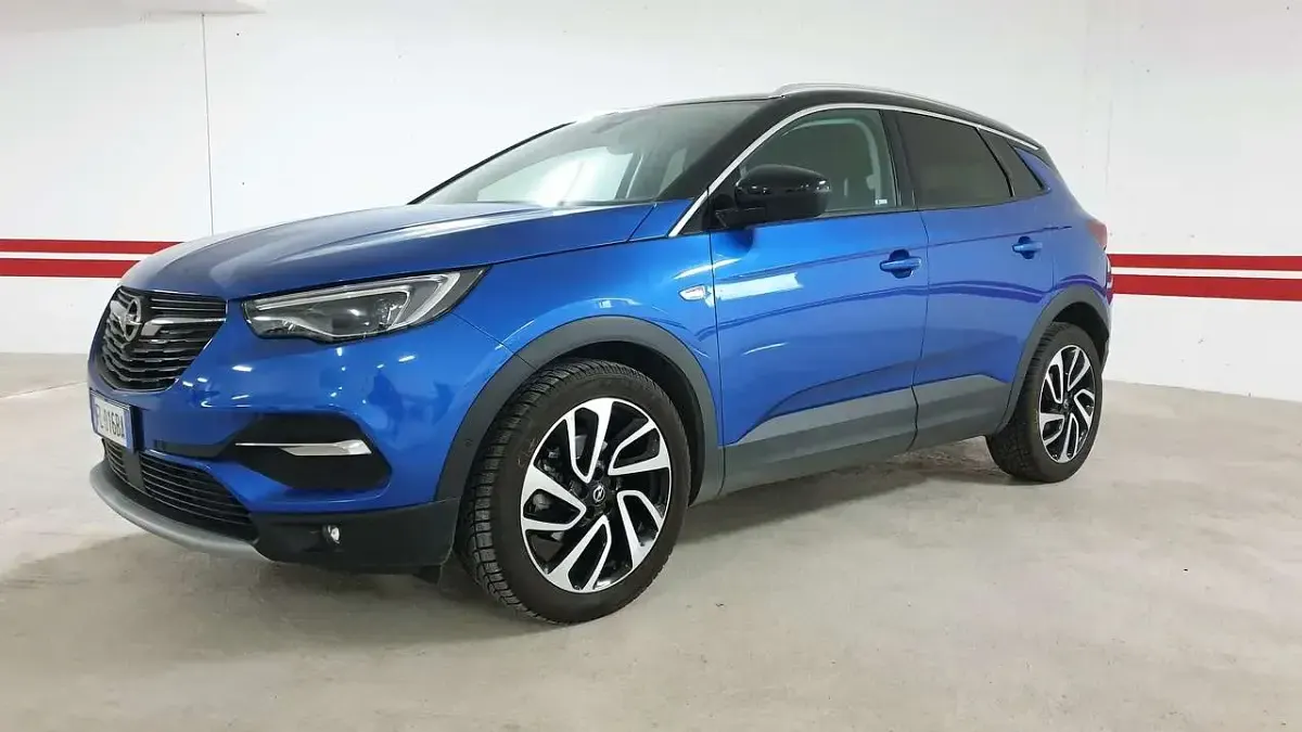 Usata Opel Grandland X 120 CV (88 kW) 2017 Blu  roof black SUV