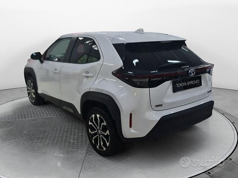 Usata Toyota Yaris Cross Trend 116 CV (85 kW) 2022 Bianco SUV