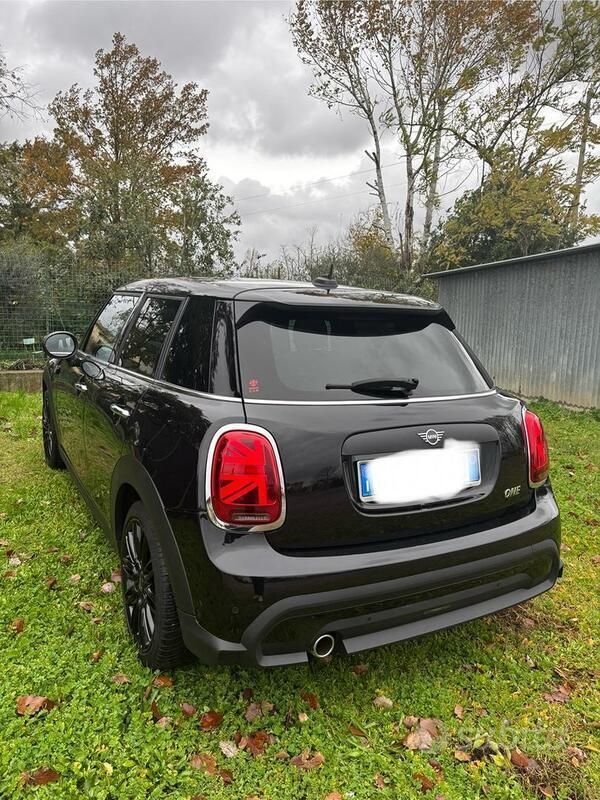 Usata 2021 Mini ONE Classic Utilitaria | 20.500 € (Cara) - Immagine 1/4