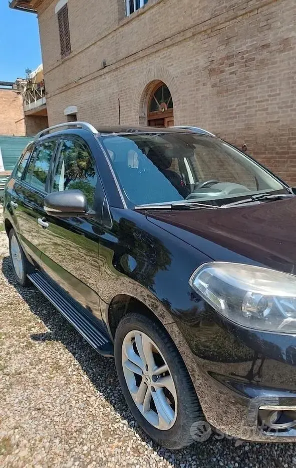 Usata Renault Koleos Dynamique 150 CV (110 kW) 2011 Nero SUV
