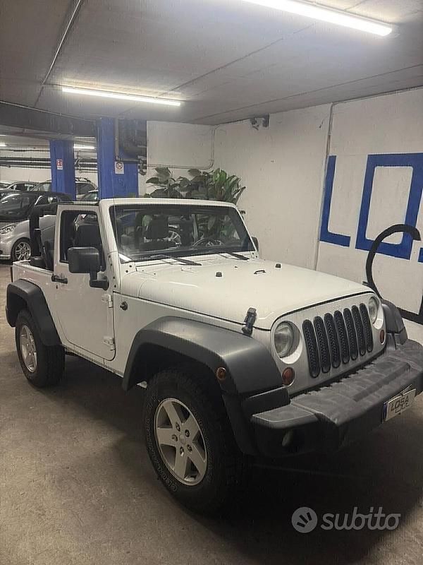 Usata Jeep Wrangler Sahara 200 CV (147 kW) 2013 Bianco SUV