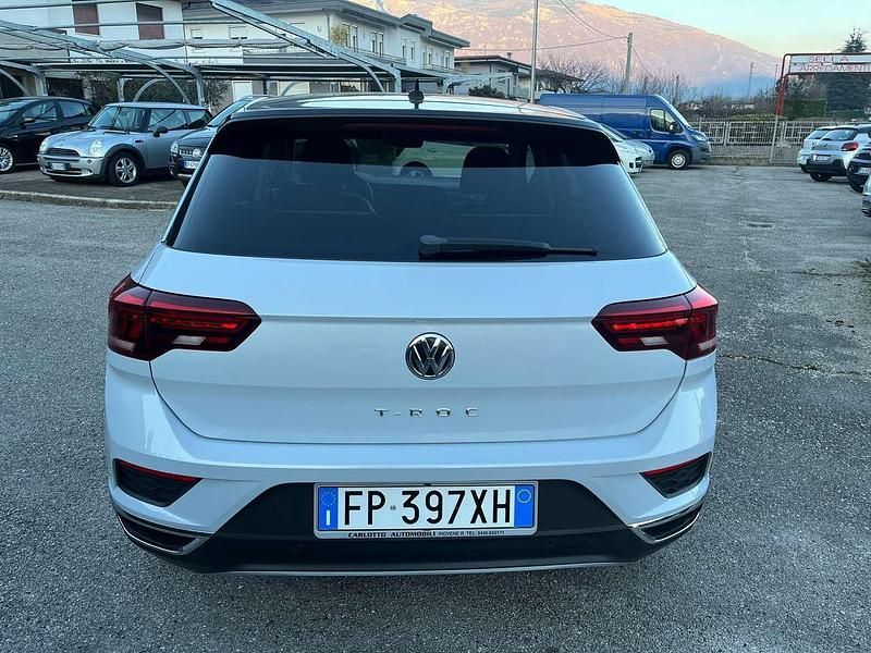 Usata VW T-Roc Advance 150 CV (110 kW) 2018 Argento SUV