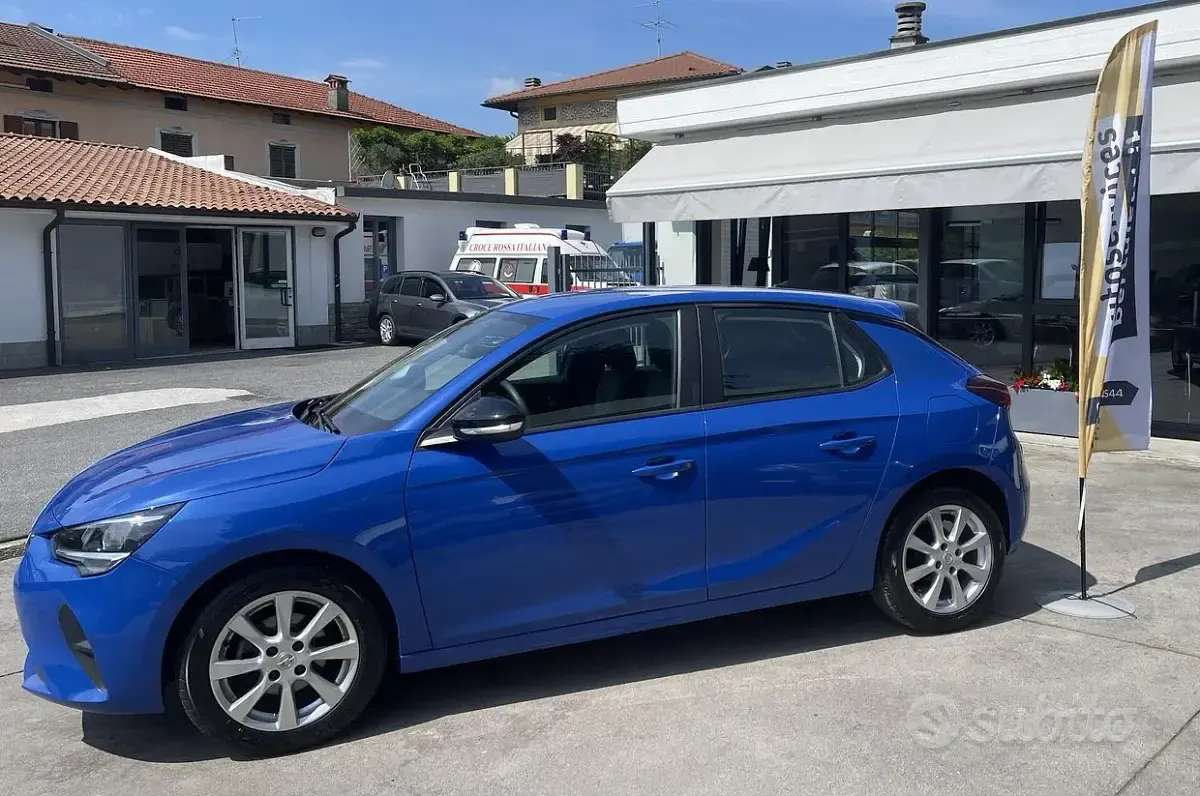 Usata Opel Corsa Edition 75 CV (55 kW) 2023 Blu Utilitaria