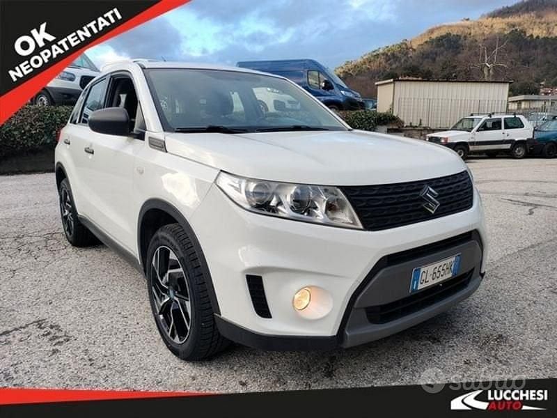 Usata Suzuki Vitara Cool 120 CV (88 kW) 2017 Bianco SUV