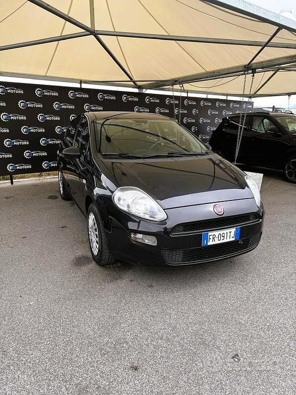Usata Fiat Punto 69 CV (50 kW) 2018 Nero Utilitaria