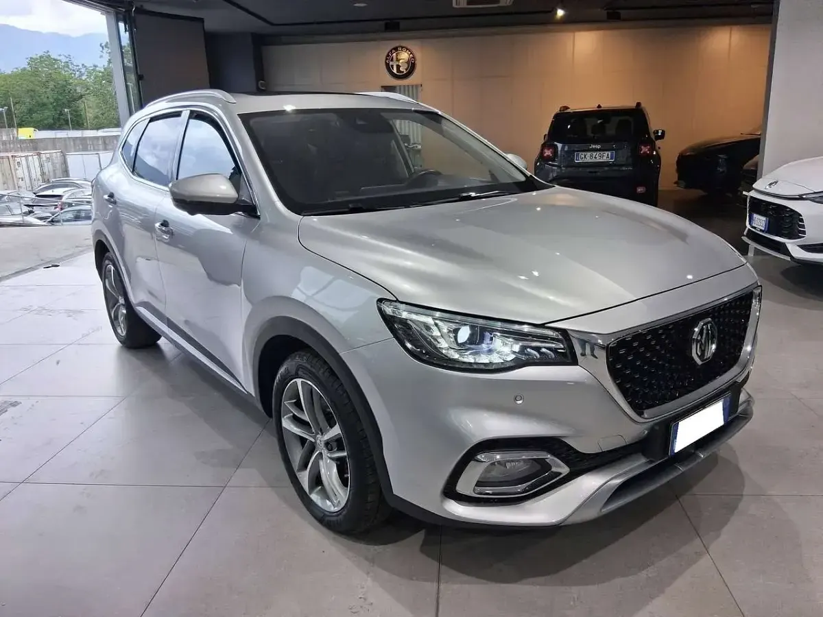 Usata MG HS Luxury 162 CV (119 kW) 2023 Argento SUV
