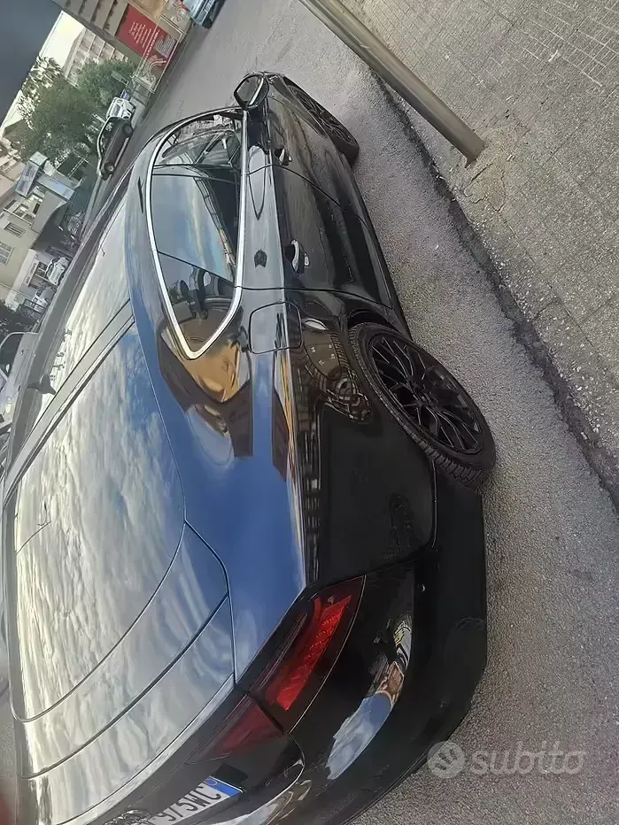 Usata Audi A7 Competition 326 CV (239 kW) 2015 Nero Utilitaria