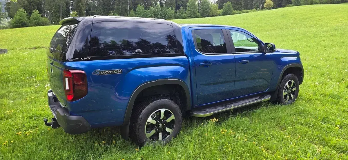 Usata VW Amarok Life 205 CV (150 kW) 2024 Blu/azzurro Pick-up