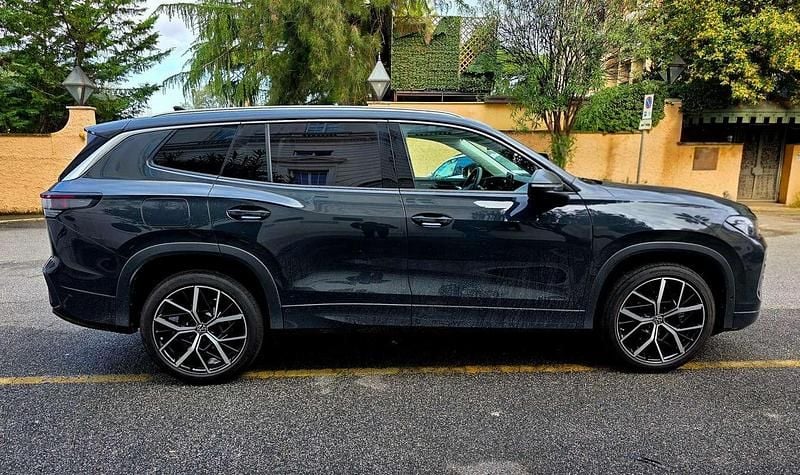 Usata VW Tayron Elegance 193 CV (141 kW) 2025 Grigio SUV