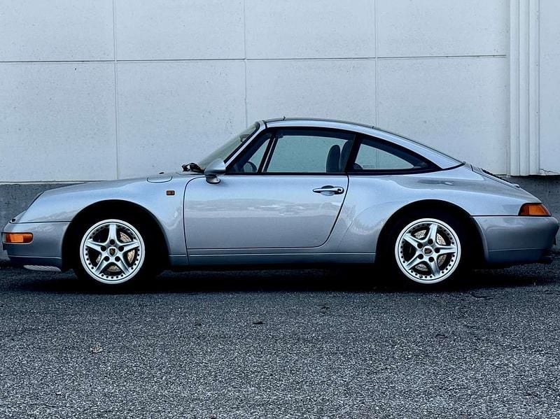 Usata Porsche 993 286 CV (210 kW) 1996 Argento Coupé