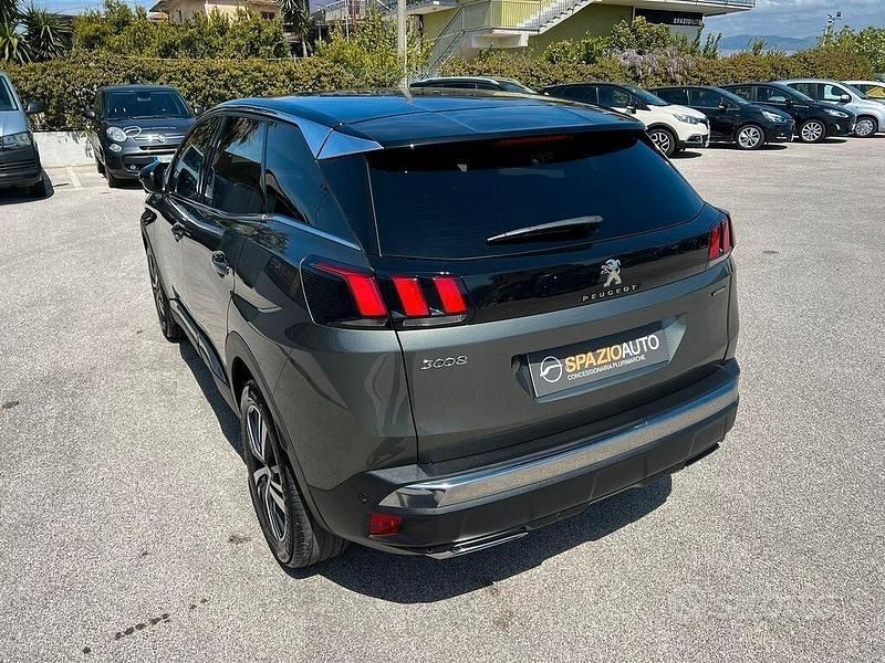 Usata Peugeot 3008 GT-line 130 CV (95 kW) 2019 Grigio SUV