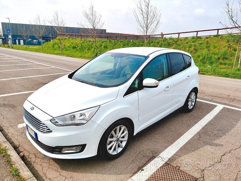 Usata Ford C-MAX Titanium S 125 CV (91 kW) 2017 Bianco Monovolume