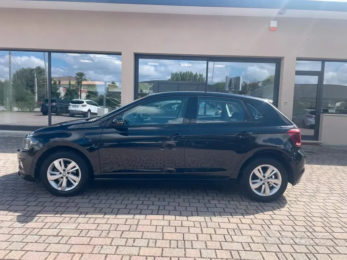 Usata VW Polo Comfortline 75 CV (55 kW) 2018 Nero Utilitaria