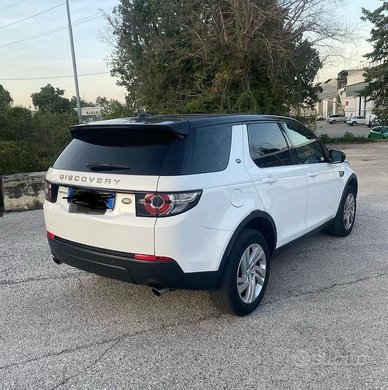 Usata Land Rover Discovery Sport 150 CV (110 kW) 2016 Bianco SUV