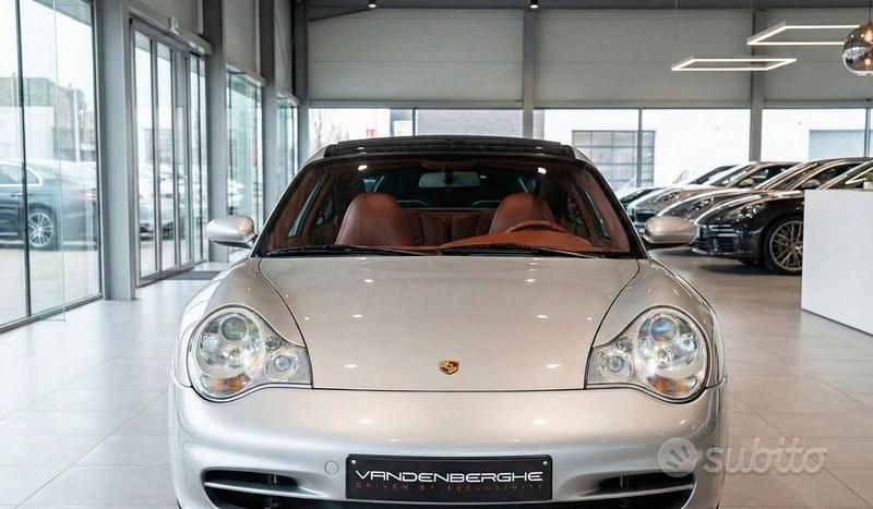 Usata Porsche 996 320 CV (235 kW) 2002 Grigio Coupé