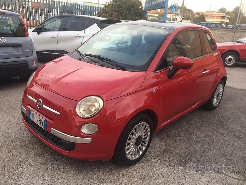 Usata Fiat 500 Lounge 69 CV (50 kW) 2009 Rosso Cabrio