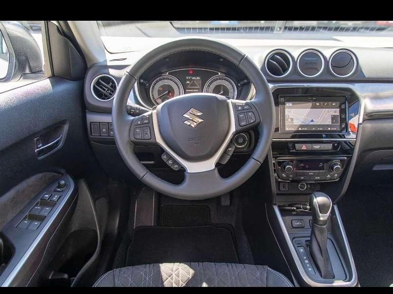 Usata Suzuki Vitara 129 CV (94 kW) 2022 Bianco SUV