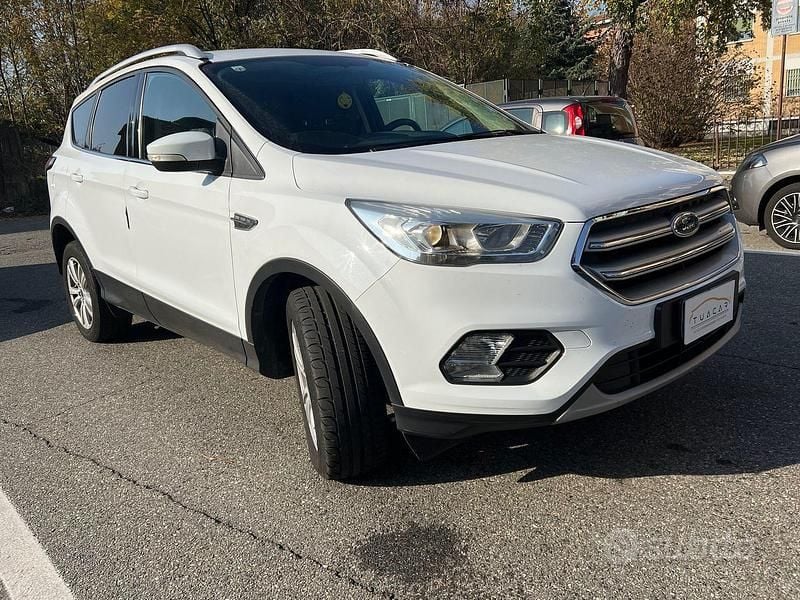 Usata Ford Kuga Business Edition 120 CV (88 kW) 2018 Bianco SUV