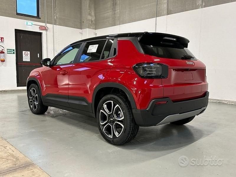 Nuova Jeep Avenger Summit 101 CV (74 kW) 2025 Nero SUV