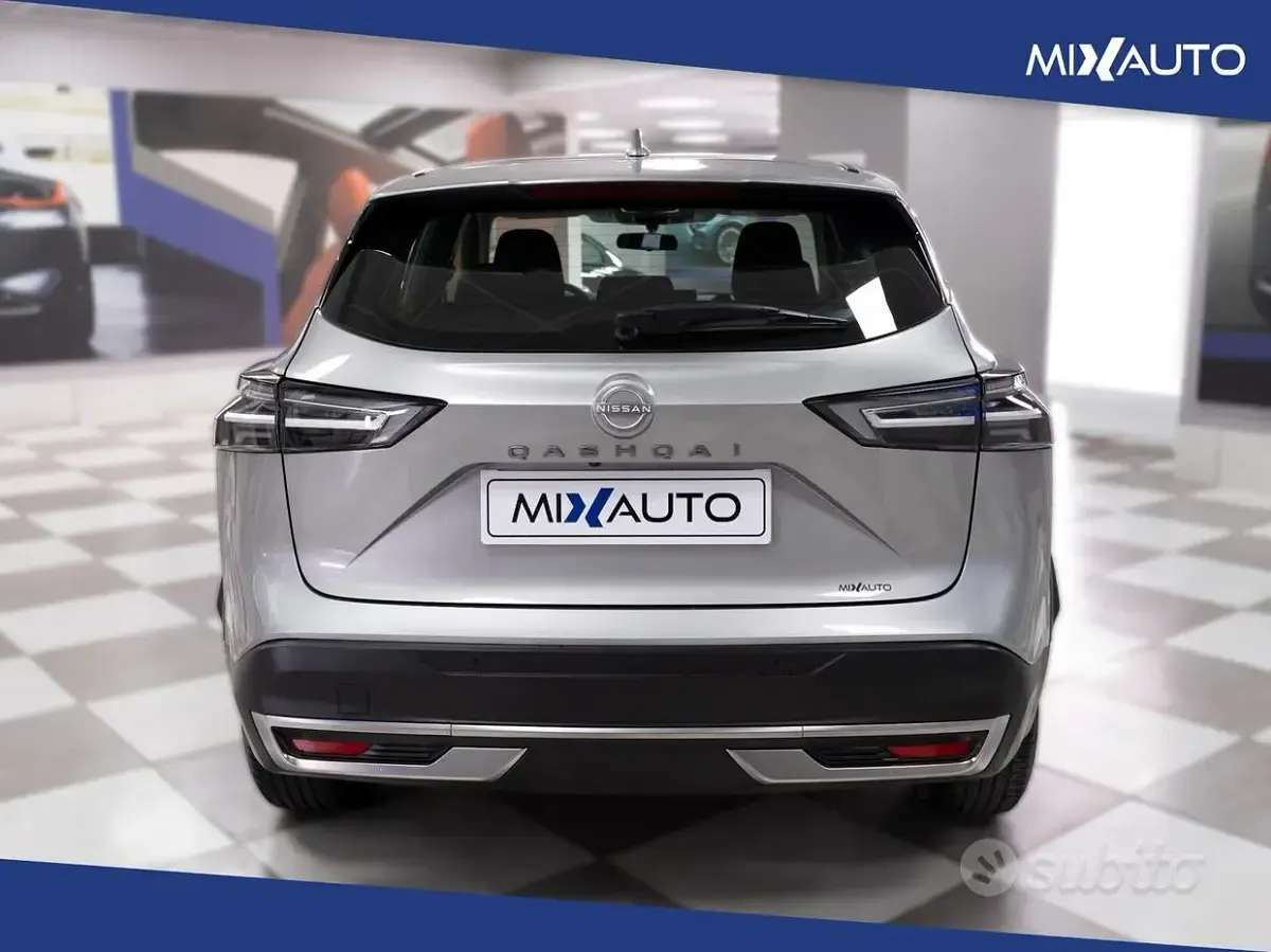 Usata Nissan Qashqai Acenta 140 CV (102 kW) 2025 Grigio SUV