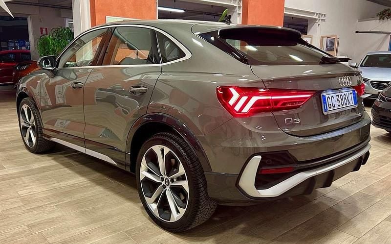 Usata Audi Q3 Sportback S-Line 190 CV (139 kW) 2020 Grigio SUV
