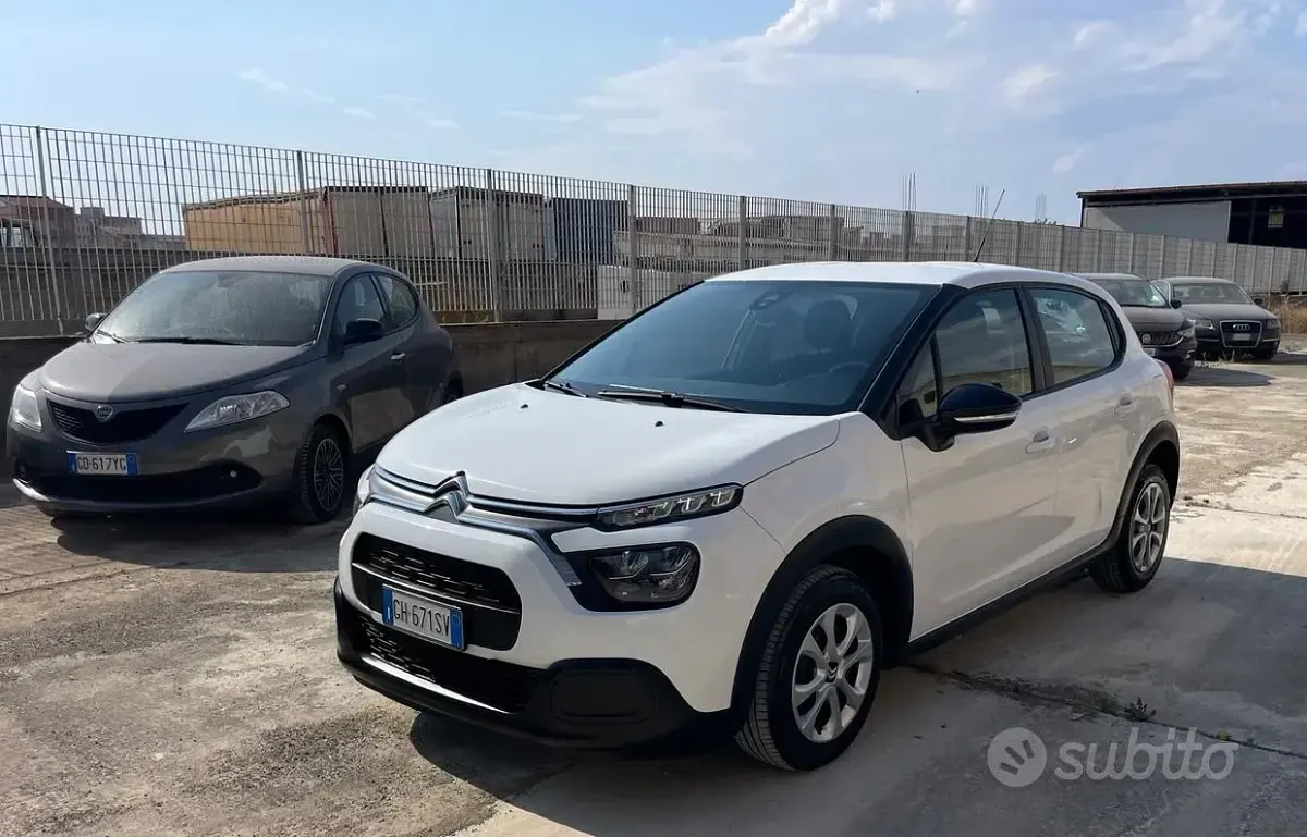 Usata Citroën C3 Feel 102 CV (75 kW) 2022 Bianco Utilitaria
