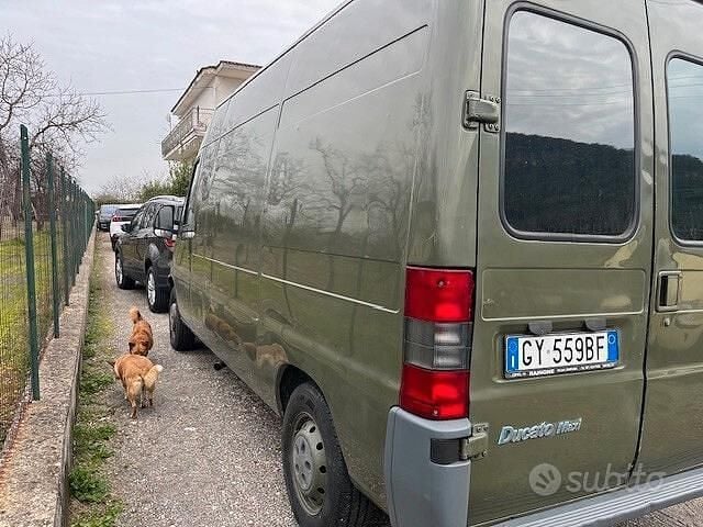 Usata Fiat Ducato 122 CV (89 kW) 2000 Verde Furgone