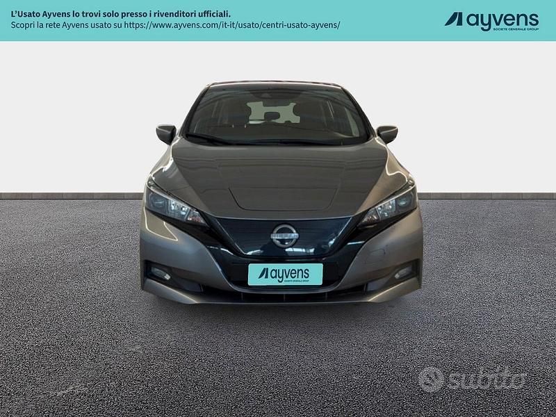 Usata Nissan Leaf Acenta 110 kW (150 CV) 2023 Grigio Utilitaria