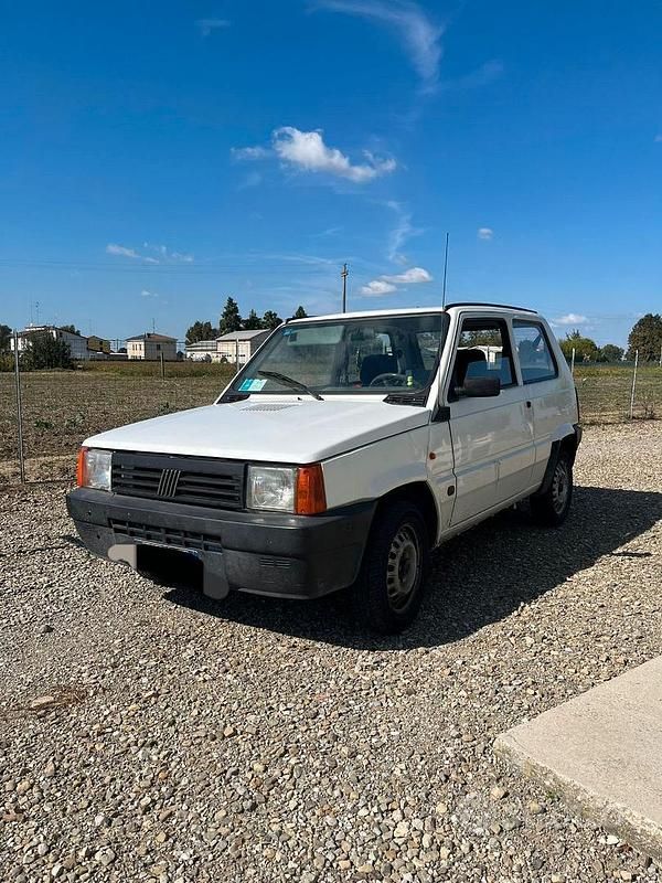Usata Fiat Panda Young 39 CV (28 kW) 1999 Bianco Utilitaria