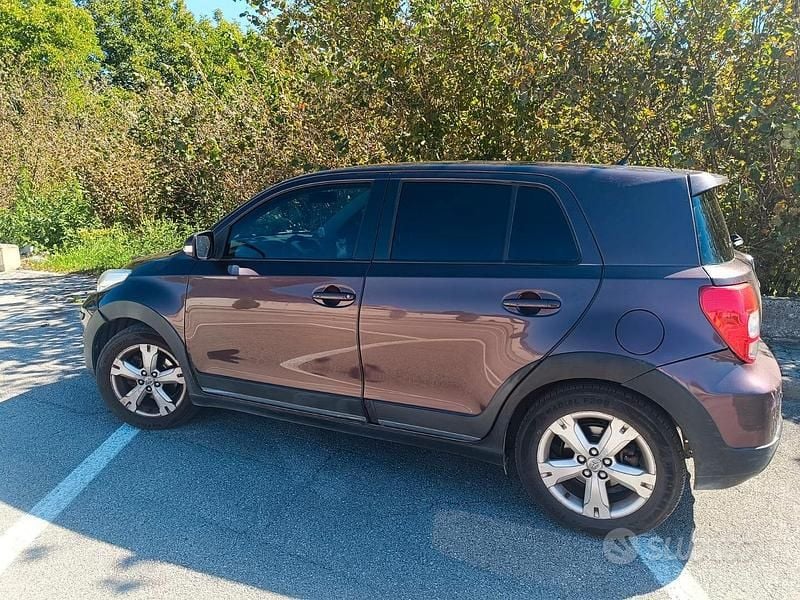 Usata Toyota Urban Cruiser 101 CV (74 kW) 2010 Utilitaria