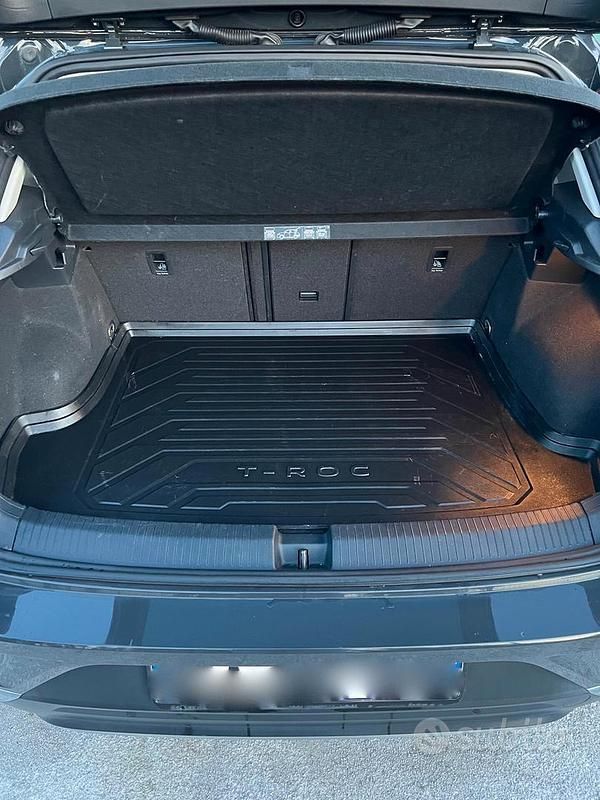 Usata VW T-Roc Advance 116 CV (85 kW) 2020 Grigio SUV