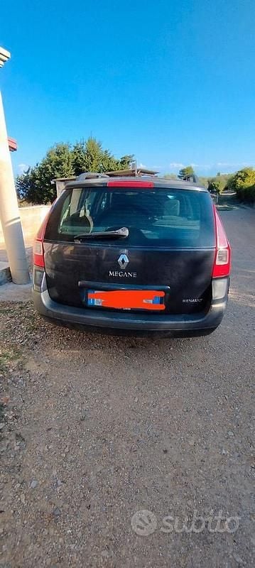 Usata 2006 Renault Mégane II | 900 € (Buon prezzo) - Immagine 1/3