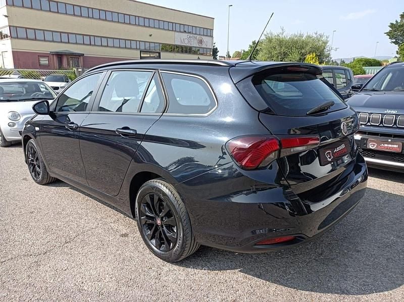 Usata Fiat Tipo S 120 CV (88 kW) 2019 Nero Station wagon