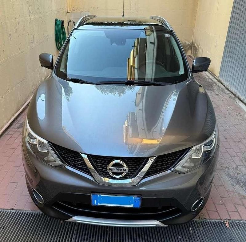 Grigio Usata 2014 Nissan Qashqai 360º SUV | 13.000 € (Molto cara) - Immagine 1/4