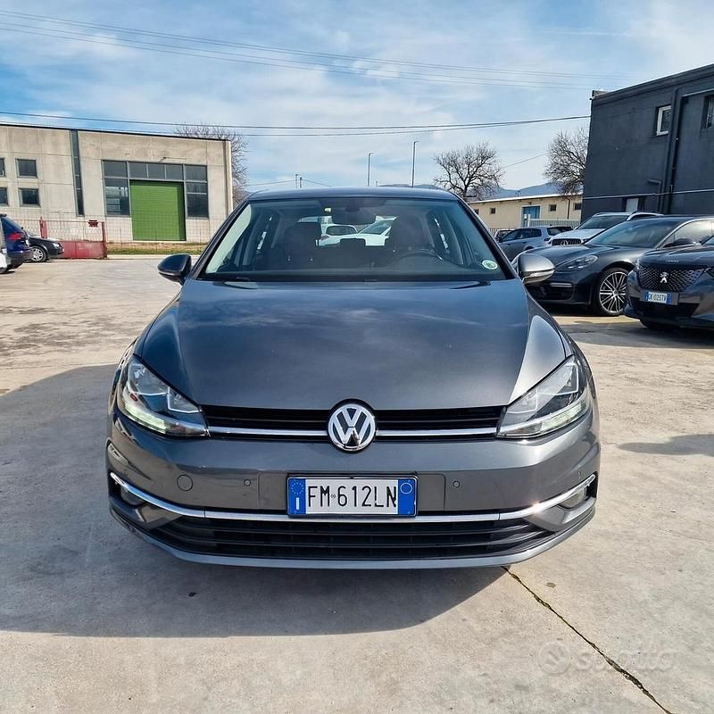 Usata VW Golf VII Highline 116 CV (85 kW) 2018 Grigio Berlina