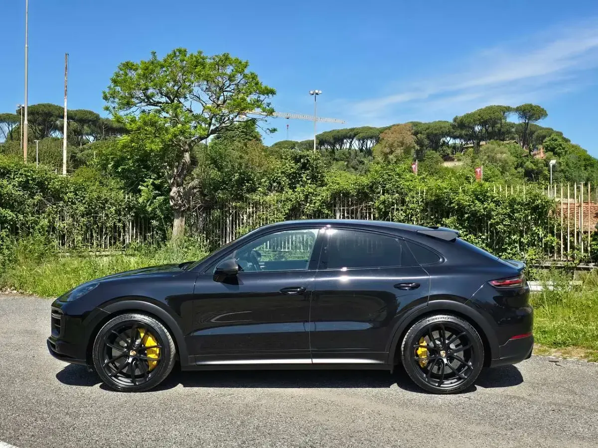 Usata Porsche Cayenne 640 CV (470 kW) 2021 Nero SUV