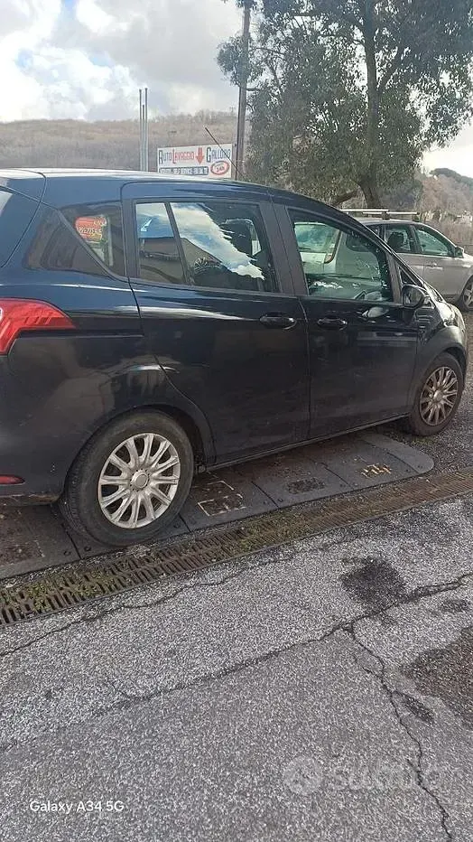 Usata Ford B-MAX 100 CV (73 kW) 2014 Nero Monovolume