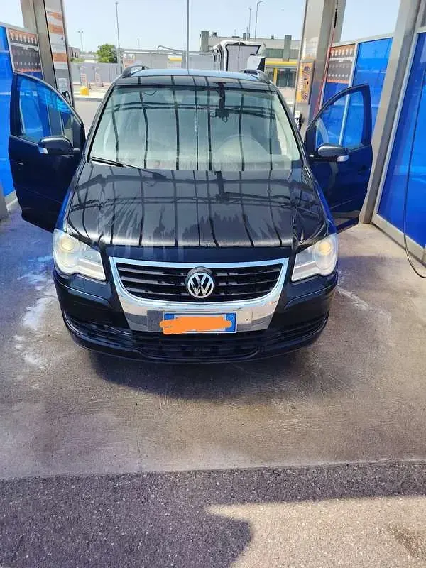 Usata VW Touran Highline 140 CV (102 kW) 2009 Monovolume