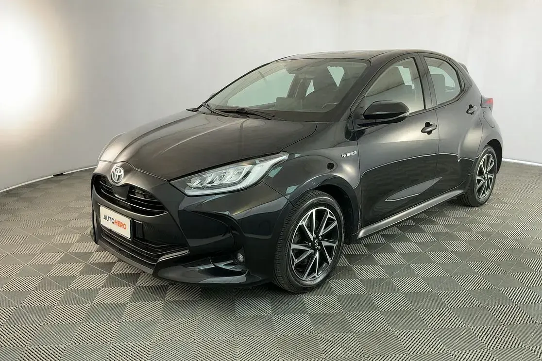 Usata Toyota Yaris Hybrid Trend 116 CV (85 kW) 2021