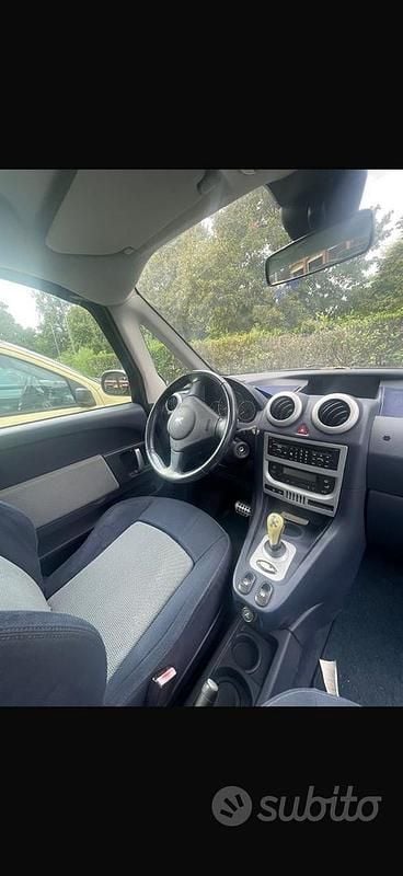 Usata Peugeot 1007 110 CV (80 kW) 2005 Nero Monovolume