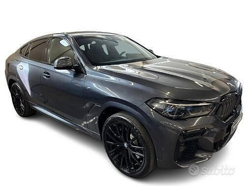 Usata BMW X6 M Sport 340 CV (250 kW) 2022 Blu SUV