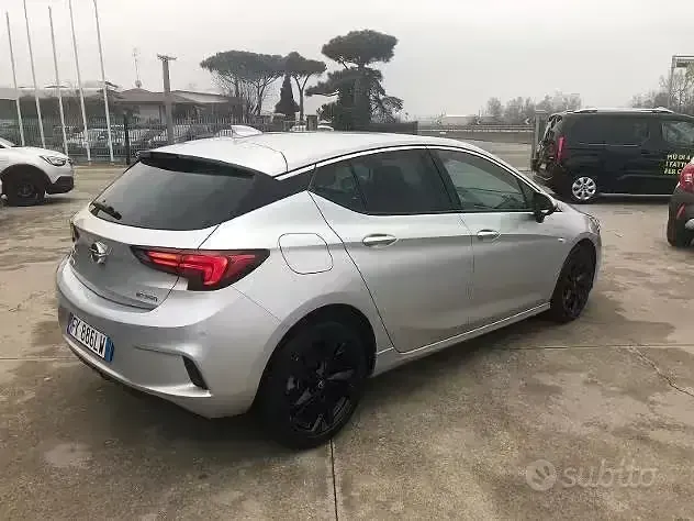 Usata Opel Astra OPC 160 CV (117 kW) 2017 Grigio Berlina